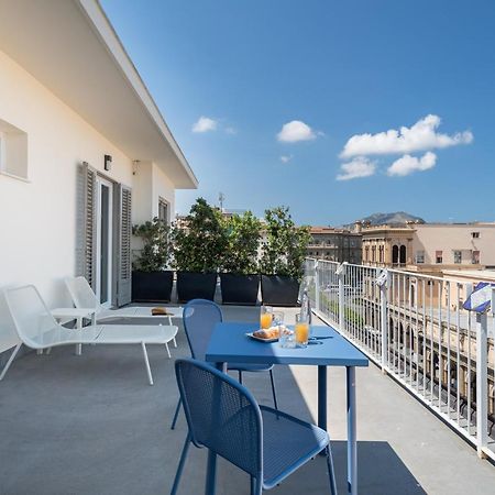 Suite Al Centro Di Palermo Con Terrazza Privata Екстериор снимка
