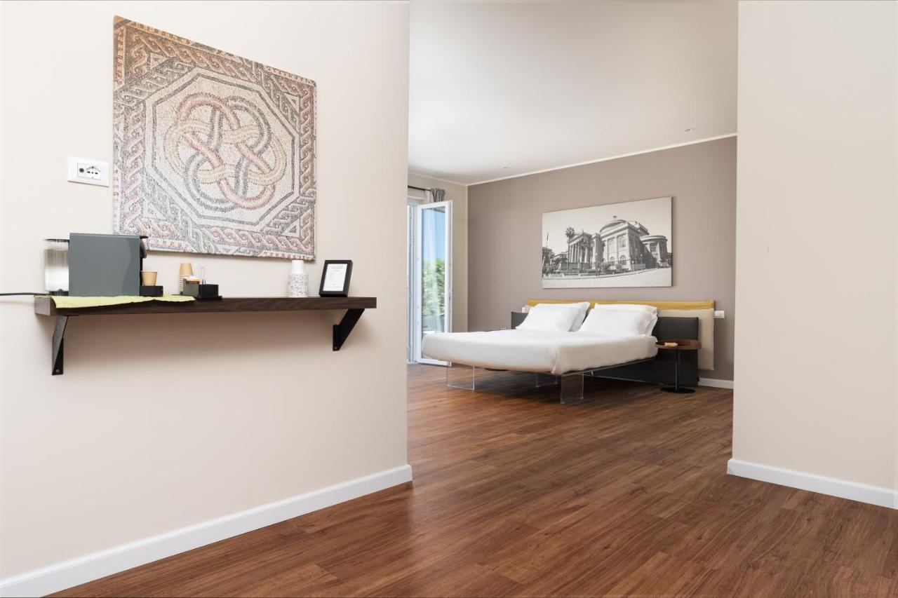 Suite Al Centro Di Palermo Con Terrazza Privata Екстериор снимка