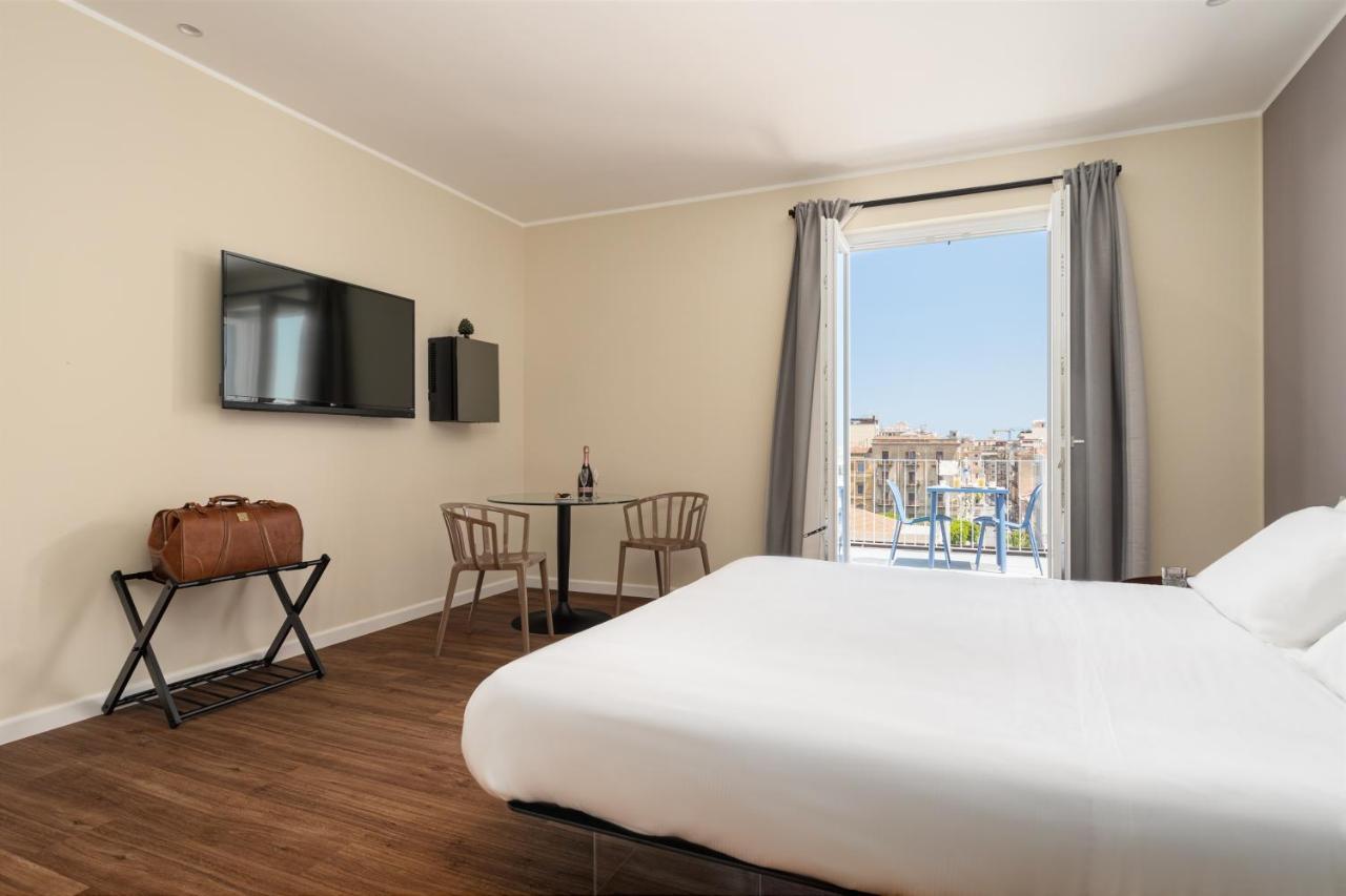 Suite Al Centro Di Palermo Con Terrazza Privata Екстериор снимка