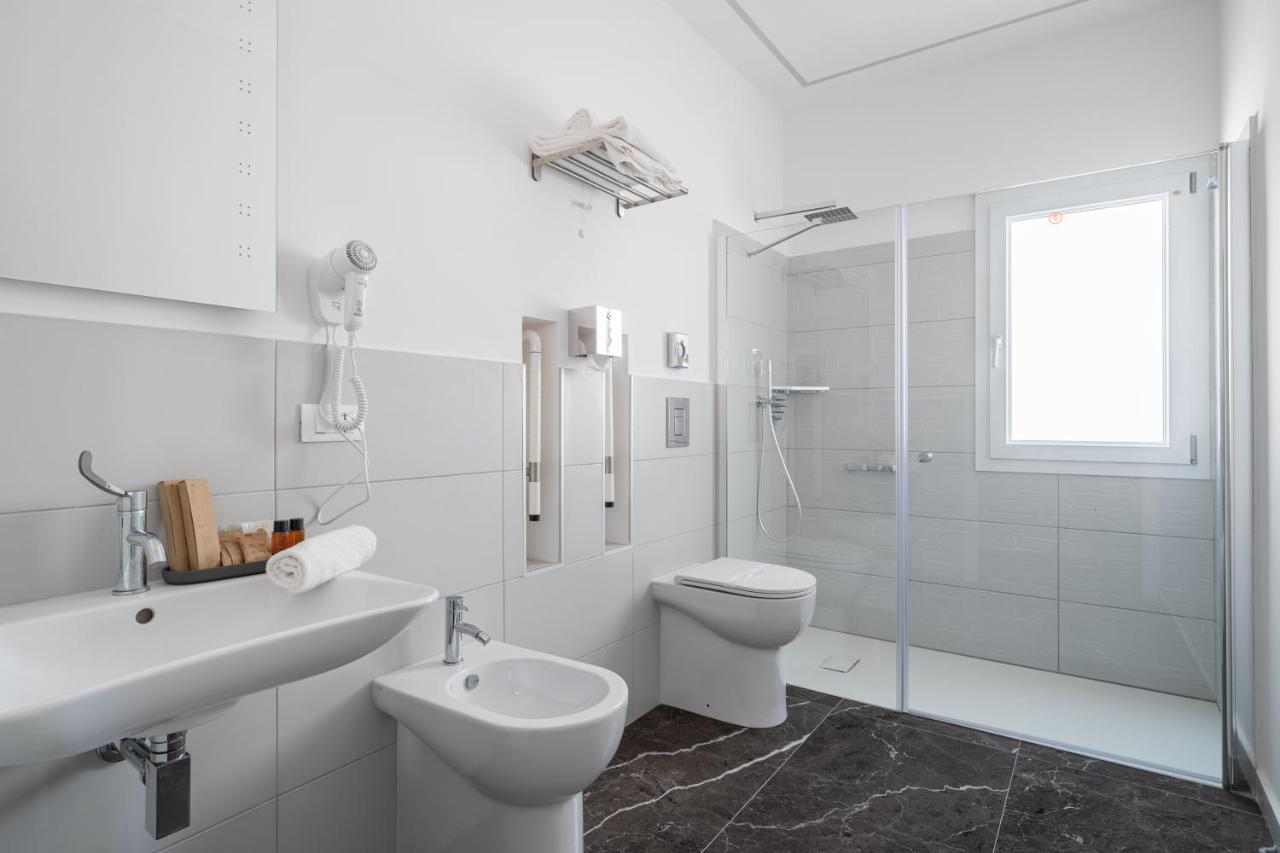 Suite Al Centro Di Palermo Con Terrazza Privata Екстериор снимка